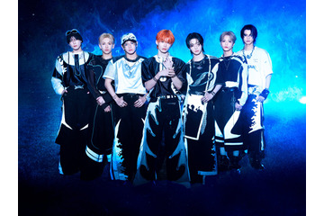BTS所属事務所発J-POPボーイズグループaoen、“熱い”青が際立つクールなコンセプト写真公開 画像
