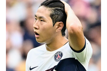久保建英と“仲良し”イ・ガンインがパリSGを去る?SNSで突然の意味深行動に飛び交う「移籍説」…アーセナルが有力か 画像