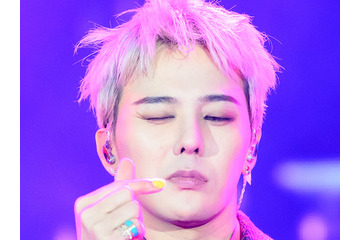 G-DRAGON、波紋呼んだ“麻薬疑惑”について改めて言及「胸を張って生きてますから」 画像