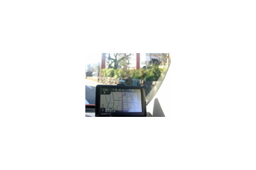 【PNDレビュー Vol.7】インターネット検索の実用度をおでかけドライブで試す——GARMIN nuvi1480 画像