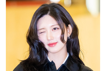 IVE・ガウル、ハイトーンヘアに大変身！舌ペロ×ギャルピースにファン悶絶「ギャルガウルたまらん…」【PHOTO】 画像