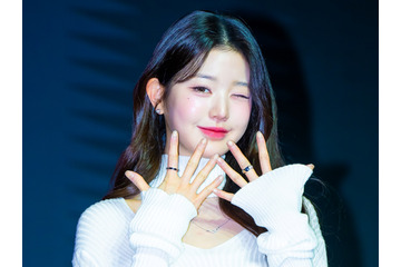 IVE・ウォニョンのセルフィーに絶賛の声「まるでお姫様じゃないか」 画像