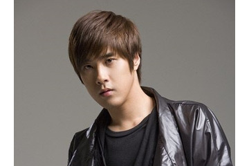 生前は“うつ病”で通院も…韓国の伝説的ボーカリストが29歳でこの世を去って14年、今もなお恋しい歌声 画像