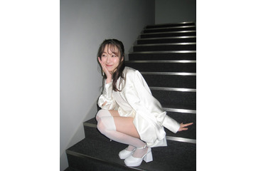 須田亜香里、白ニーハイ×美脚コーデに称賛の声「絶対領域、最高」「めっちゃ素敵です」 画像