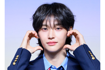 RIIZE・ウォンビン、赤髪×がっしり二の腕にファン悶絶「タンクトップは反則…」【PHOTO】 画像