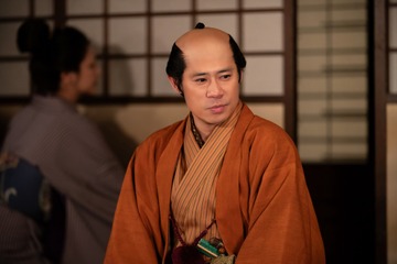 大河ドラマ『べらぼう』伊藤淳史が大文字屋市兵衛の“二代目”として再登場！ 画像