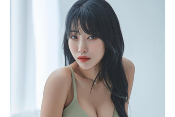 過去に日本人と交際の韓国女性芸人、“A→E”豊胸手術後のビキニ姿を堂々披露「済州島で着る予定」 画像