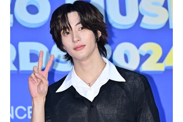 タトゥーもチラ見え…RIIZE・アントン、血管浮き出るムキムキな腕に反響「2億点、差し上げます」【PHOTO】 画像
