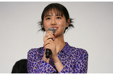 原菜乃華、舞台あいさつで思わず悲鳴「冷や汗がこんなに止まらない」 画像