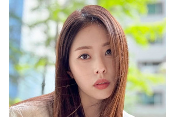 艶やかさは封印…再婚目前の韓国弁護士タレント、講演で見せた“才女モード”【PHOTO】 画像