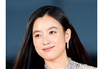 小栗旬と共演する女優ハン・ヒョジュ、デビュー20周年を迎えファンに感謝伝える「皆さんのおかげ」 画像