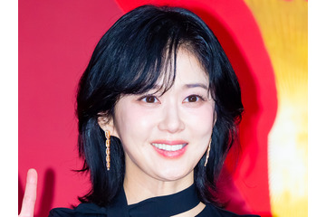 「ちょっとは老けましょうよ 笑」44歳韓国女優の“童顔”が異次元過ぎると話題【PHOTO】 画像