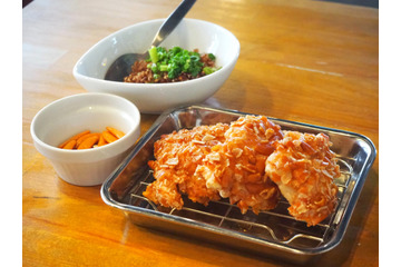 【実食】もう食べた？がブリチキン。×亀田の柿の種の“カリうま！”コラボからあげ 画像