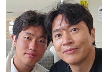 “日本代表の息子”とツーショット　元ハロプロ歌手と結婚した韓国歌手、Jクラブ下部組織所属の息子を祝福 画像