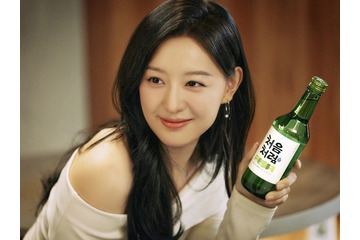 “緑のビン”韓国焼酎がリニューアル！アルコール度数を16.5→16に、4年ぶり引き下げの理由とは？ 画像