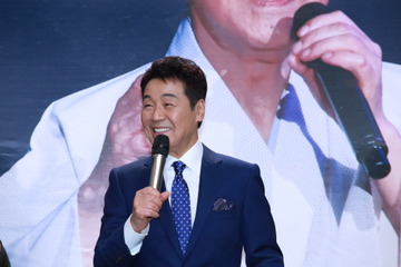 五木ひろし、慢性閉塞性肺疾患および気管支炎と診断...明治座公演は19日まで休演 画像