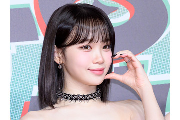 LE SSERAFIM・チェウォン、どのヘソ出し姿が好き？皆を魅了する最強アイドル「かわいこちゃん」【PHOTO】 画像