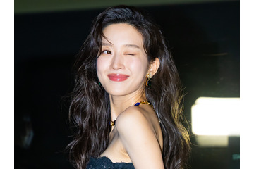 “限界ギリギリ”衣装が話題を集めたムン・ガヨン、東京・大阪公演も決定のファンミポスター公開 画像