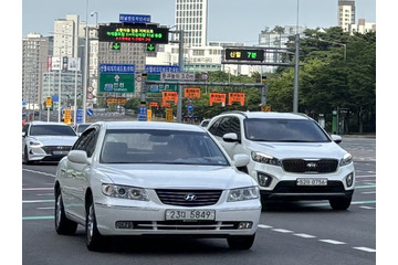 スマホの爆発に注意！最高気温38℃のソウル、車内は90℃に　専門機関が警鐘 画像