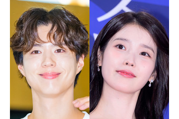 俳優パク・ボゴム、ケータリングカー2台でIUのドラマ撮影を応援！変わらぬ仲の良さが話題 画像
