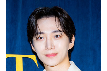 「色気が半端ない」2PM・ジュノ、高級ジュエリー纏って大人の魅力披露!太陽の下で輝き放つ【PHOTO】 画像