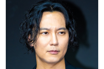 父が息子を自作銃で殺害…銃社会と化した韓国描く『トリガー』　主演キム・ナムギルが語った本音 画像
