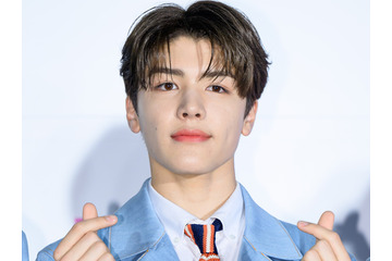 ＆TEAM・マキ、“腹チラコーデ”でワイルドな魅力全開！「やばい」「ビジュよすぎ」【PHOTO】 画像