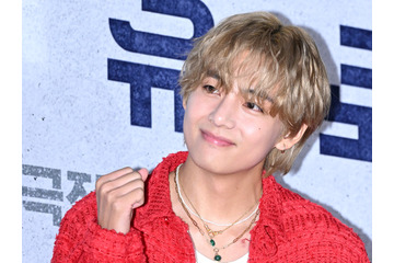 どこまでかっこよくなるの…BTS・V、ジムで鍛錬後のがっしり体型披露！血管浮き出る腕に注目【PHOTO】 画像