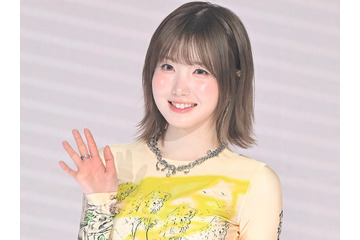 清楚なのに色っぽい…元AKB48本田仁美、タイトトップスで抜群スタイル披露！「反則」【PHOTO】 画像