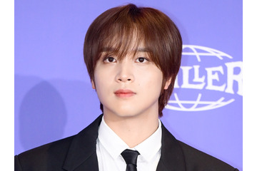 NCT・へチャン、日本で証明写真を撮影?!オフショットが話題「1枚ください」「かわいすぎる」【PHOTO】 画像