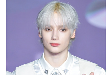 「彼氏ですか？」TXT・ヒュニンカイ、街灯に照らされた横顔ショットにファン悶絶！【PHOTO】 画像