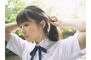 乃木坂46・小川彩、“美少女感”あるれる制服ショット！『B.L.T. SUMMER CANDY』表紙カット公開 画像