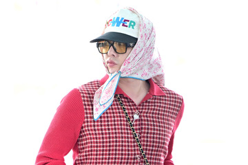 BIGBANG・G-DRAGON、“スカーフファッション”の真実を告白！「隠したくて…」 画像