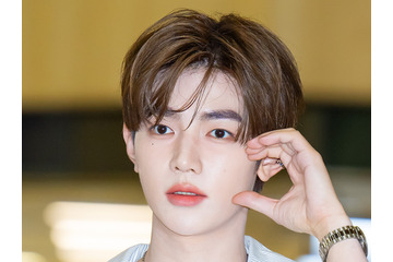 ZB1ジャン・ハオ、“ドリアン愛”が高じて香水までつける!?「再びシャワーを浴びた」と吐露 画像