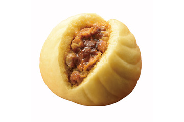 ファミマ「極旨 黒豚まん」に初のカレー味が登場！9日より全国で発売 画像