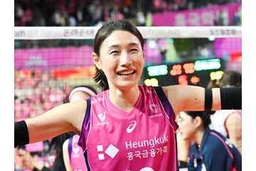 日韓戦まで予告　日本でも活躍した“バレー女帝”キム・ヨンギョン、新人監督として奮闘「私生活を失った」 画像