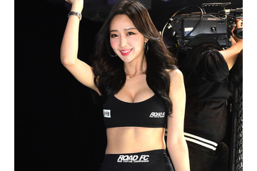 生前はレースクイーンやラウンドガールとして人気も…突然この世を去った韓国女性モデル、1周忌 画像