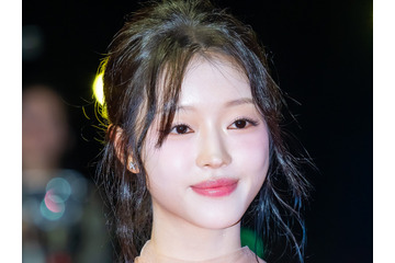 OH MY GIRL・ユア、釜山国際映画祭で初演技の感想を語る「アイドルが言えない言葉も気軽に口にした」 画像