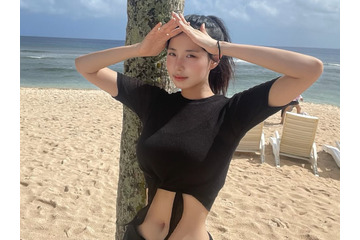 「旦那が羨ましい」こんなボリューミーだった？韓国のモデル兼女優、人々の視線奪う大胆ドレスSHOT【PHOTO】 画像