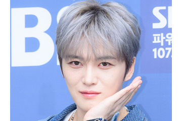 ジェジュン、“傷ついたロックスター”に!?柔らかなルックスと相反する恰好が好評「素晴らしい」【PHOTO】 画像