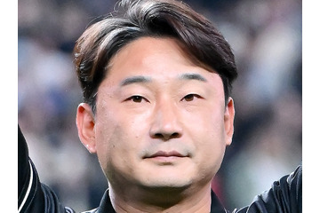 日韓W杯4強戦士の“悪童”元Jリーガー、ネット発の離婚デマに激怒！モデル妻も憤り「保護者から誤解された…」 画像