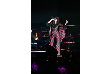 中島美嘉、最新ソウル公演より「GLAMOROUS SKY」ライブ映像がYouTube公開 画像