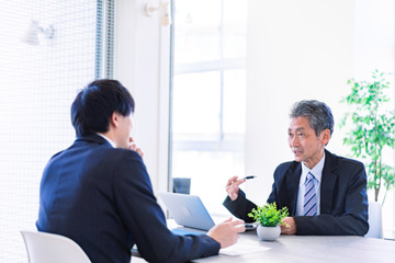 「チョベリグ」「ナウい」……年上世代に言われてわからなかった言葉ランキング 画像