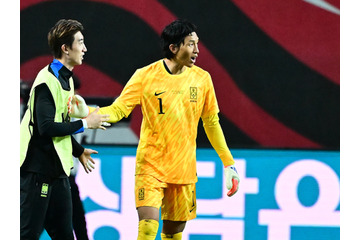韓国代表を救うビッグセーブ！FC東京キム・スンギュは「勝利の立役者」パラグアイ戦活躍を自国紙大絶賛 画像