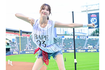 えっ、美人が2人も…？前職アイドル→韓国プロ野球で人気の日本人チア、キュートなプリクラSHOTを披露【PHOTO】 画像