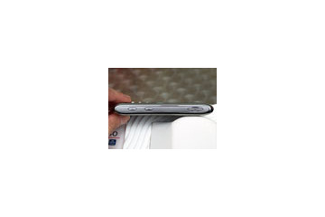 【MWC 2010 Vol.11】LG、小型のフルタッチ携帯「LG mini」や動作するAtom搭載端末 画像