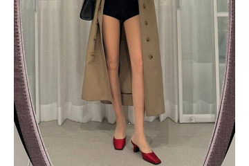 「体の半分以上が脚」元Jリーガーとも交際の韓国長身アイドル、ミニパンツから伸びる脚線美が異次元【PHOTO】 画像