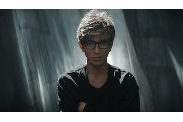 木村拓哉、OWNDAYSアンバサダー就任！新CMでCGなしの“黒い涙”を披露 画像