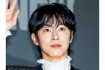 東方神起・ユンホ、公演中にズボンが破れる!?当時を振り返る「上半身を見てくれるのではと」 画像