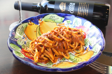 ダニエルズ「粗挽き牛肉ボロネーゼ」など6種パスタソース刷新＆生パスタとセット販売 画像